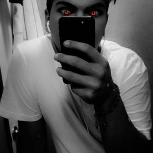 Meet your Posher, Julio